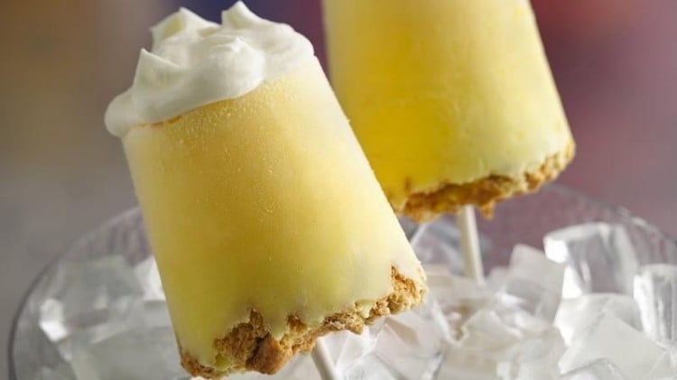 lemon meringue pie pops | oldsaltfarm.com