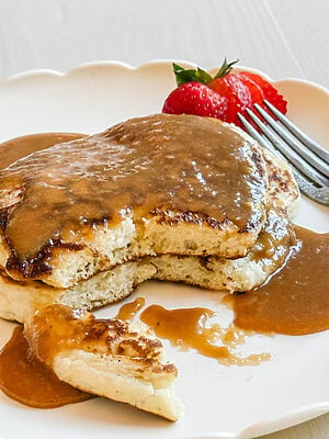 Cinnamon Roll Pancake Sauce