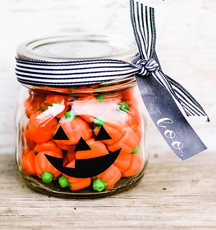 Halloween Mason Jar Gift Idea Jack-o-Lantern