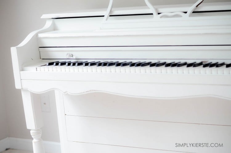 How to plank a piano & a chalk paint piano makeover | oldsaltfarm.com