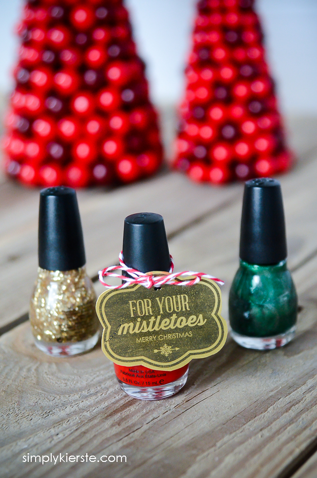 For your "mistle"toes nail polish gift idea & free printable | oldsaltfarm.com