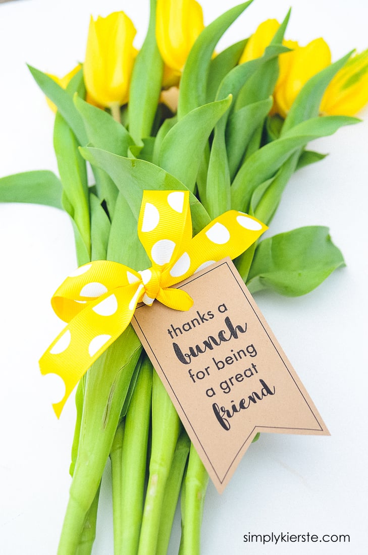 Thanks a Bunch Printable Gift Tag for Flowers | oldsaltfarm.com