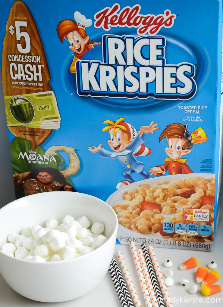 Rice Krispie Treats Halloween Pops | simply kierste.com
