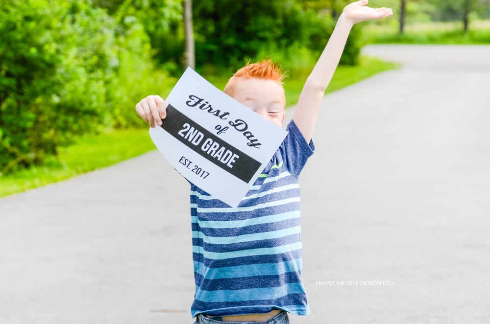 First Day of School Printable Signs | simply kierste.com