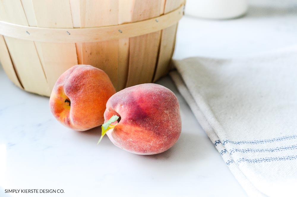 The BEST Peach Crisp recipe ever...quick, easy, and YUMMY! | oldsaltfarm.com