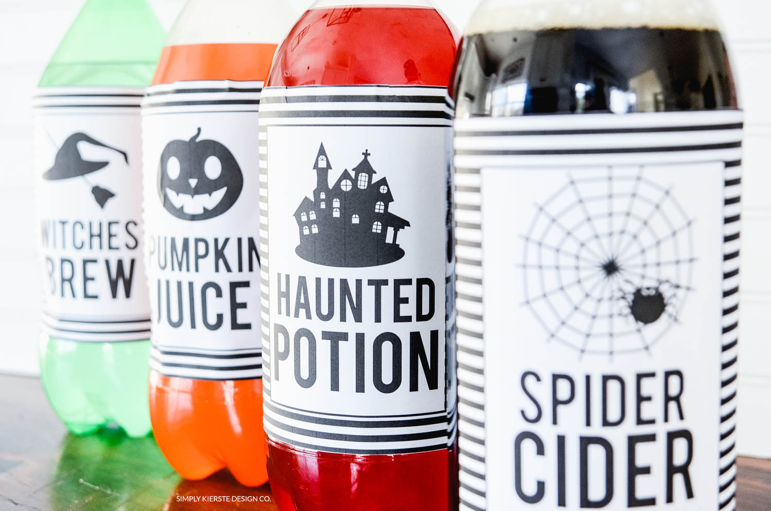 Halloween Soda Pop Labels | Free Printable | Easy Halloween Ideas | oldsaltfarm.com #halloween #easyhalloweenideas #halloweenprintables #halloweenpartyideas