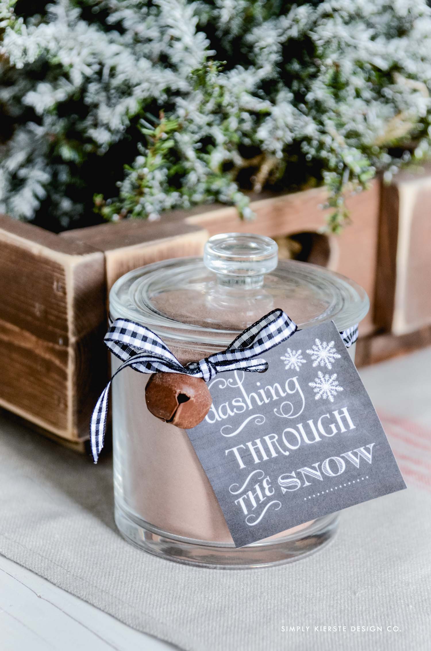 Affordable Gift Ideas | Hot Chocolate Gift Jar & Tag | oldsaltfarm.com