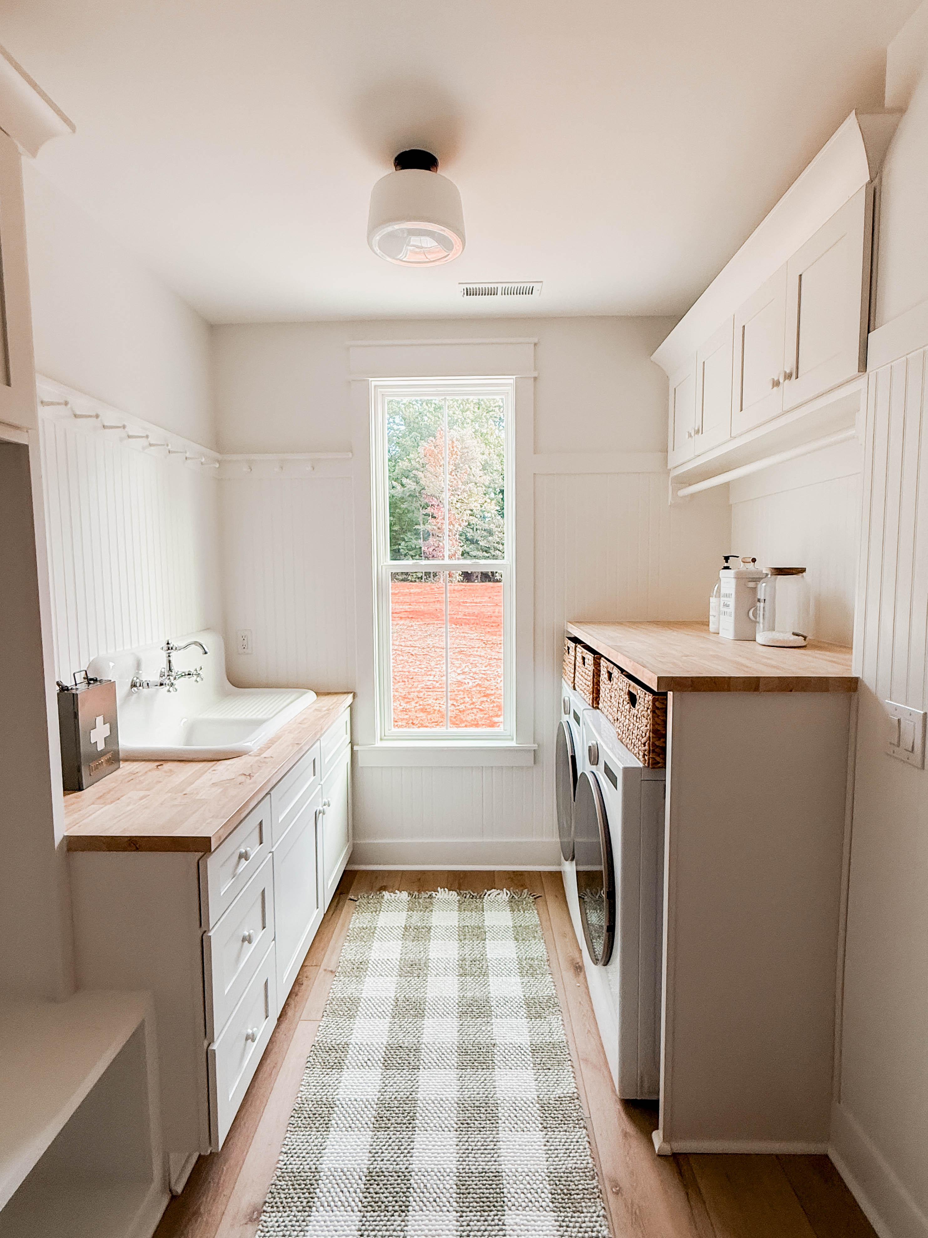 Laundry Room and Easy Laundry Routine