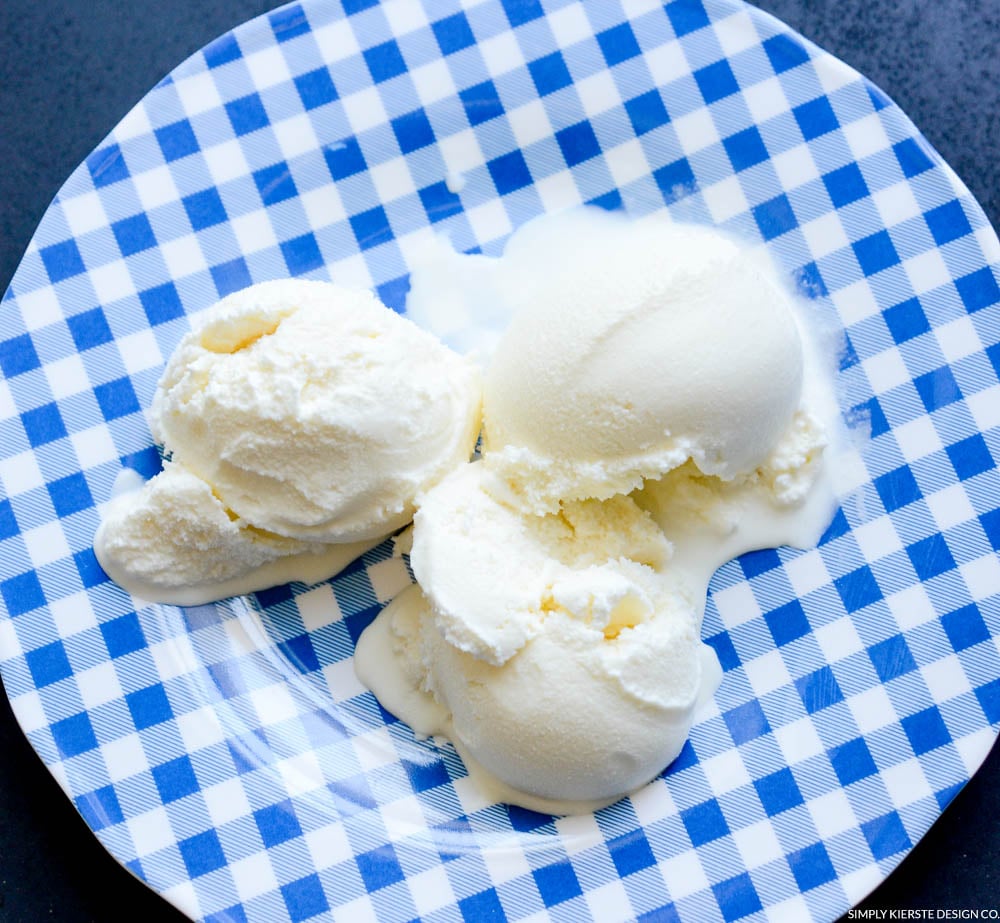 Simple Homemade Vanilla Ice Cream (No Eggs, No-Cook)