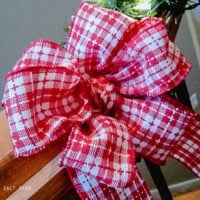 How to Tie a Fancy Bow the EASY way!