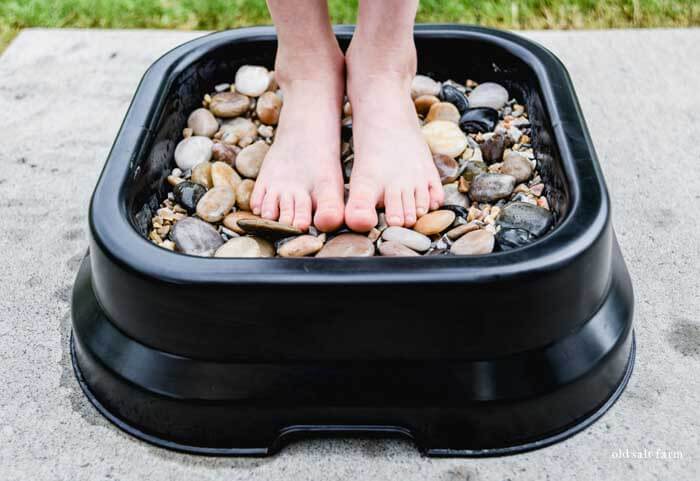 DIY Outdoor Foot Wash Station 