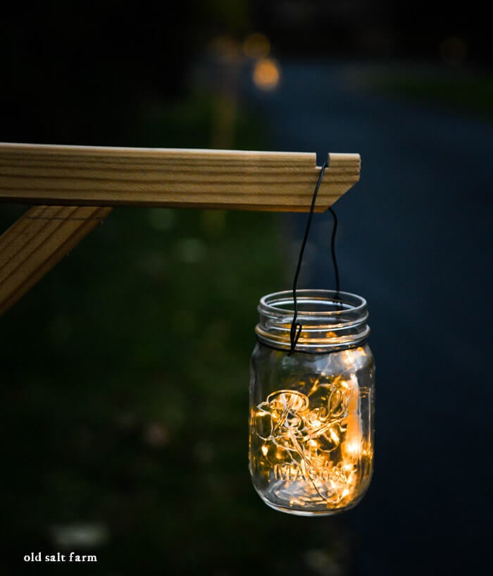 DIY Hanging Mason Jar Lanterns