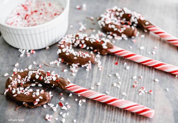How to Make Chocolate Dipped Candy Canes