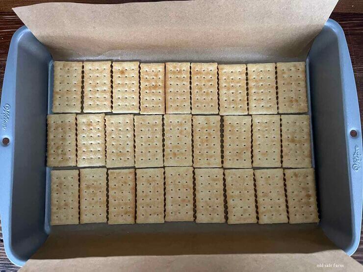 Caramel Cracker Bars 
