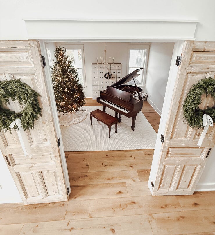 Cottage Christmas Decor Old Salt Farm