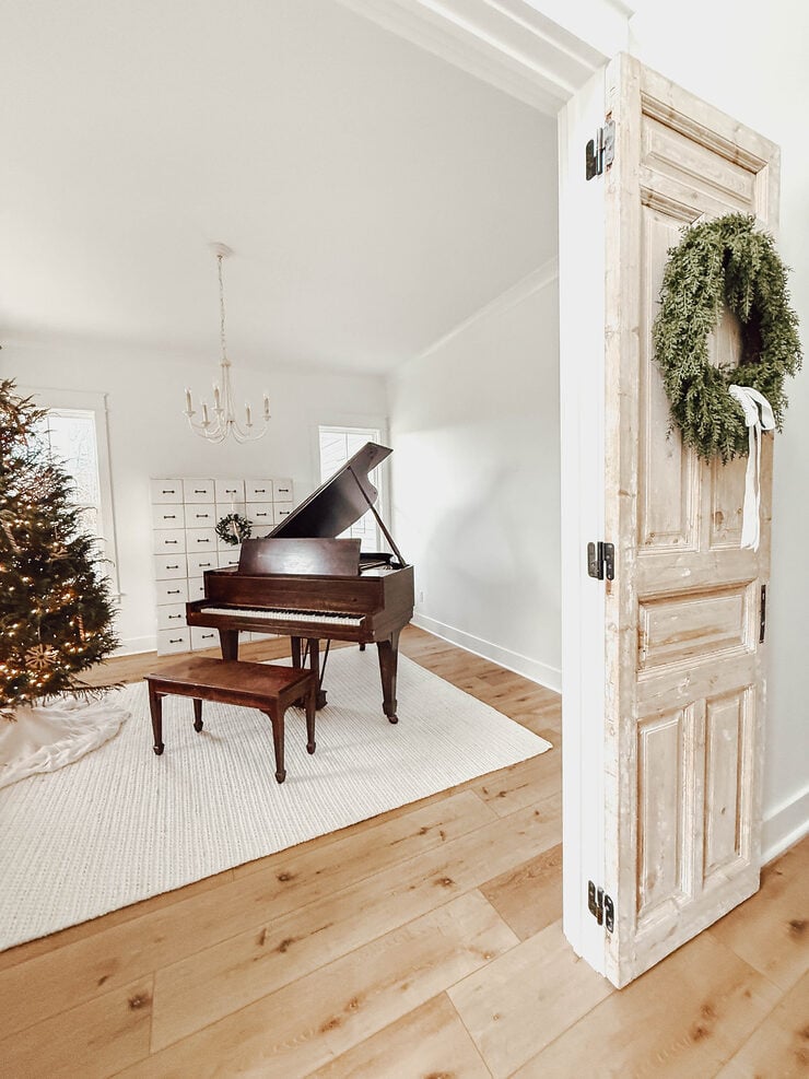 Cottage Christmas Decor Old Salt Farm