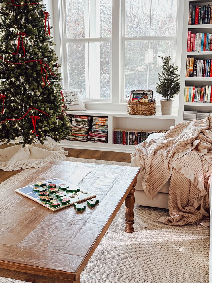 Cottage Christmas Library Old Salt Farm
