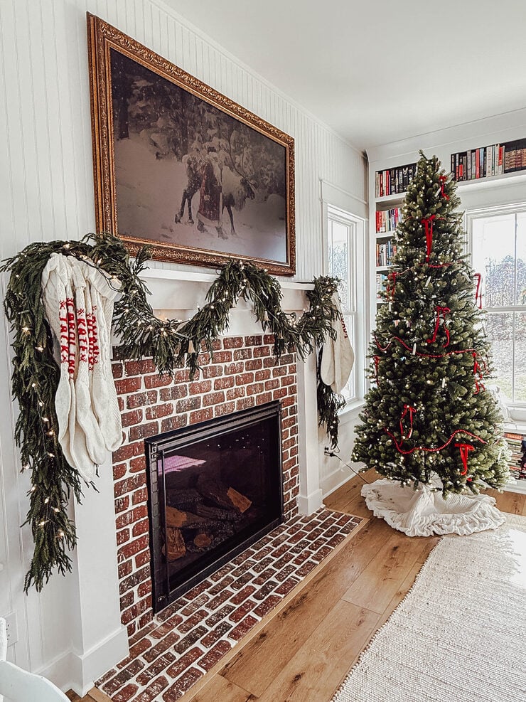 Cottage Christmas Library Old Salt Farm