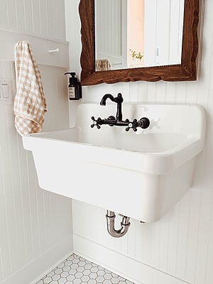 Wall Mounted Sink Vintage Cottage
