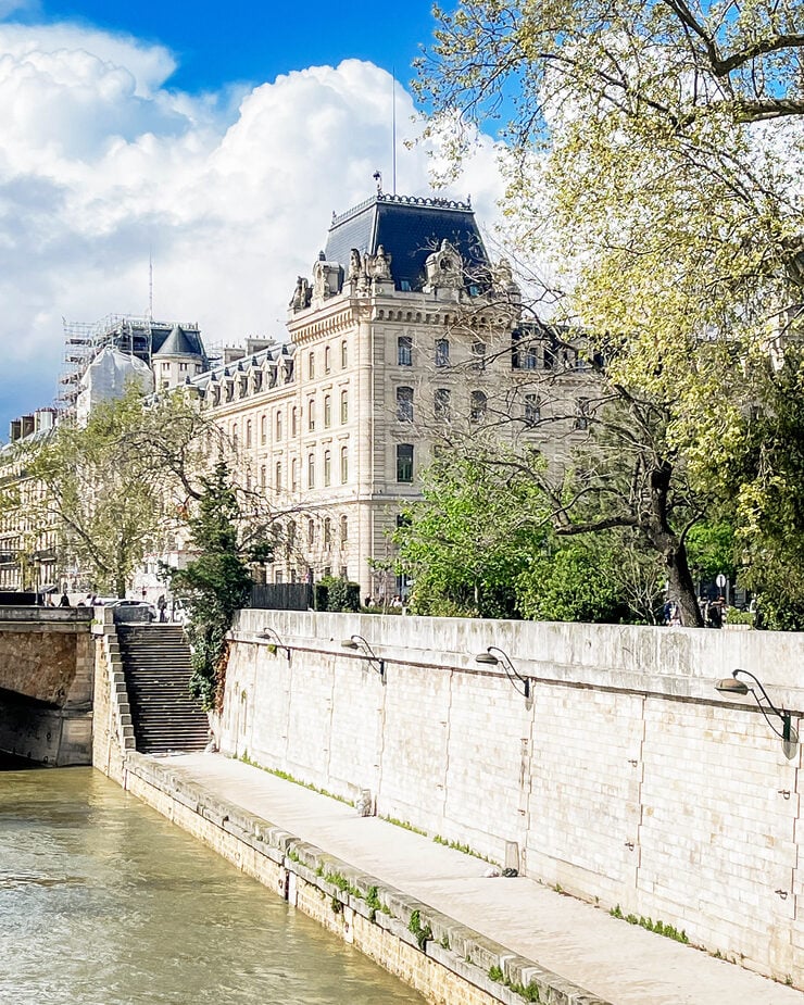 Best Places to Visit in Paris