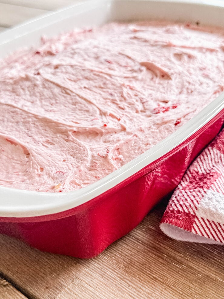 Strawberry Cake with Strawberry Frosting