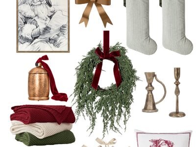 Cottage Farmhouse Christmas Decor