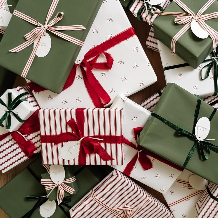 Cutest Christmas Wrapping Paper + Ribbon